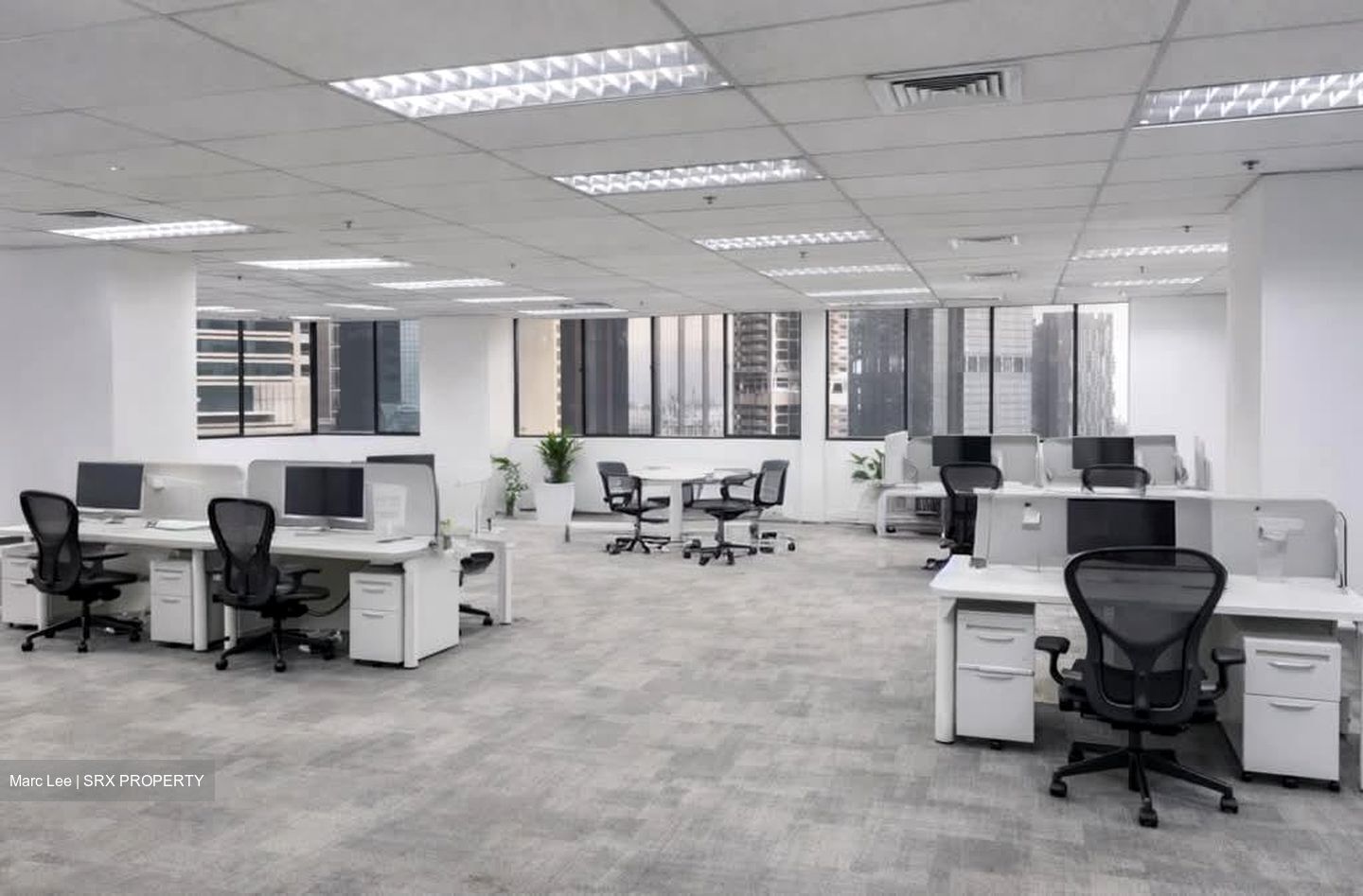 International Plaza (D2), Office #545143161